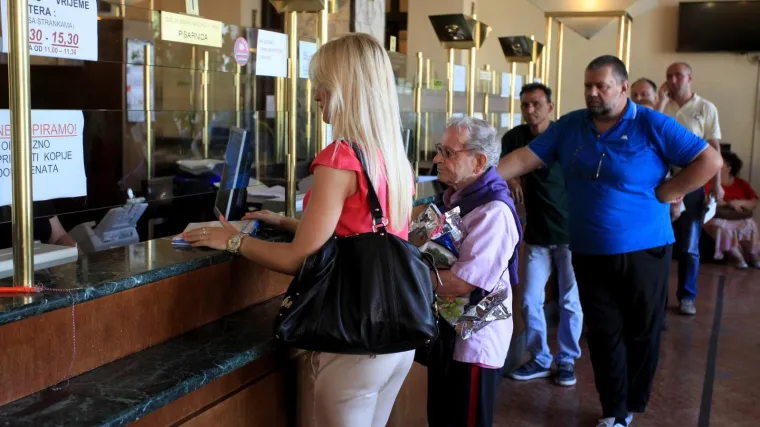 Odlična vijest za građane: Ukida se ne&scaron;to bez čega nismo mogli gotovo ni&scaron;ta obaviti