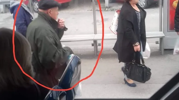 Djevojke, OPREZ! Starac u ZET-ovom autobusu ejakulirao na sjedalo pored mlade djevojke