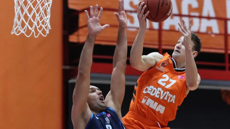 Presudila trica Jacoba Pullena