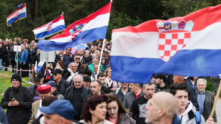 Jedan zavr&scaron;io u zatvoru zbog nacističkog pozdrava