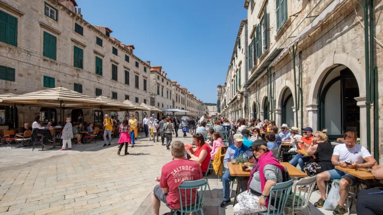 &Scaron;ok na Stradunu: Iznenadit će vas koliko može ko&scaron;tati kava u Dubrovniku!
