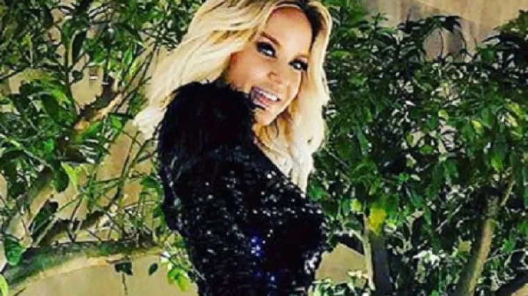 'Ti bi ubila ovim izgledom na Eurosongu...'