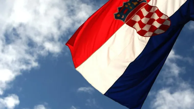 Znate li koliko imamo praznika i &scaron;to oni obilježavaju? Provjerili smo znanje na&scaron;ih sugrađana