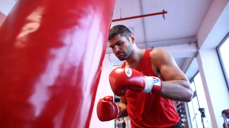 Pogledajte kakve će bombe Corbin morati preživjeti u ringu