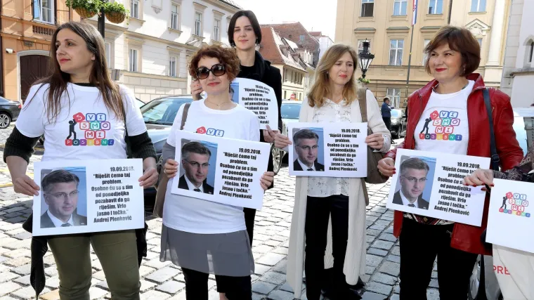 Žele vraćanje plaća učiteljima i suuradnicima na razinu od prije godinu dana