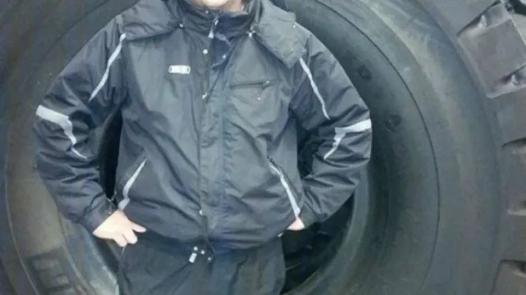 Tko je čovjek koji je ubio svoju suprugu i njene roditelje? Stariji sin zvao ujaka u pomoć