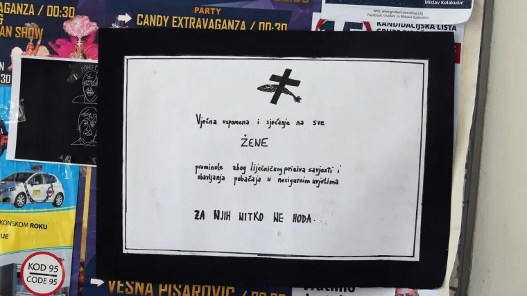 FOTO Uoči 'Hoda za život' u Zadru osvanule osmrtnice: 'Za ove žene nitko ne hoda...'
