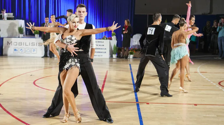 Disco fox ples: miks plesova koji je lako naučiti