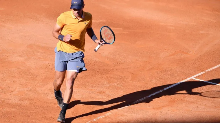 Ćorić preskočio prvu prepreku prema Đokoviću