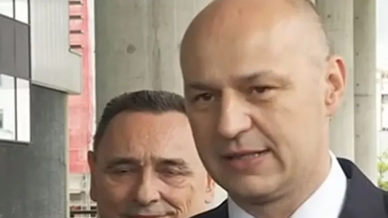 '&Scaron;to ću raditi u EU parlamentu? Tamo ću biti kratko, jedno ili dva zasjedanja, a onda ću postati hrvatski predsjednik'