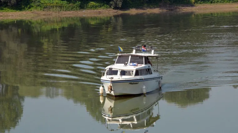 Tri osobe su poginule, među njima i djevojčica (6) u nesreći na Rajni