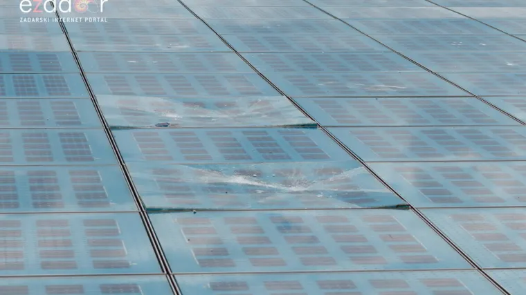 Više od pola milijuna kuna štete: Muškarac ispred zaprepaštenih prolaznika oštetio Pozdrav Suncu!