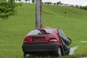 Na državnoj cesti kod Vojnića poginula mlada učiteljica