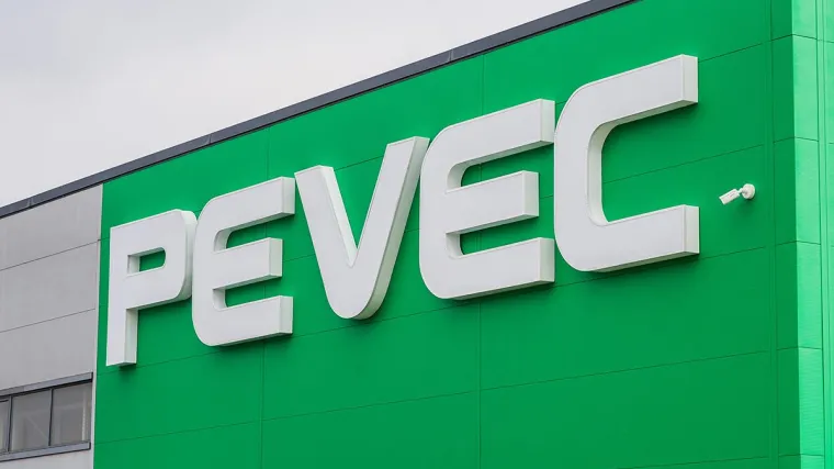 Pevec isplaćuje stimulacije i najavljuje 13. plaću!