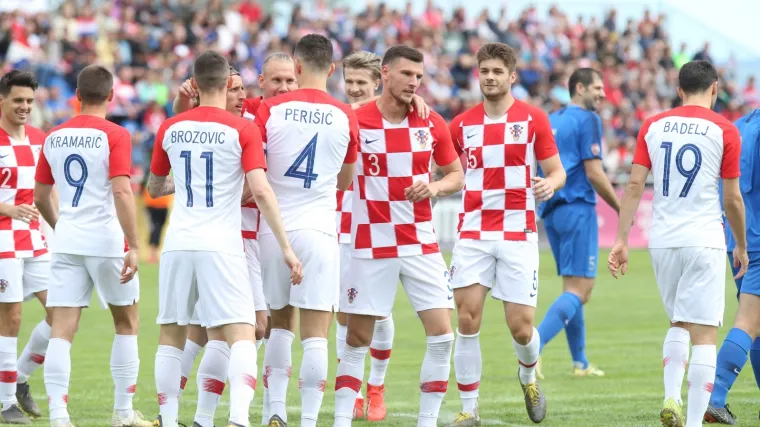 Peri&scaron;ić dobio ovacije s tribina u svom gradu na 100. rođendanu kluba