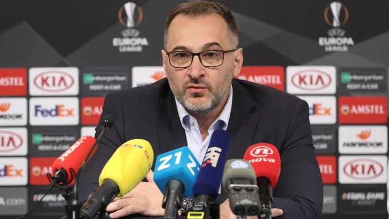 'Ponovno se pouzdao u to da sto puta ponovljena laž može postati istina'