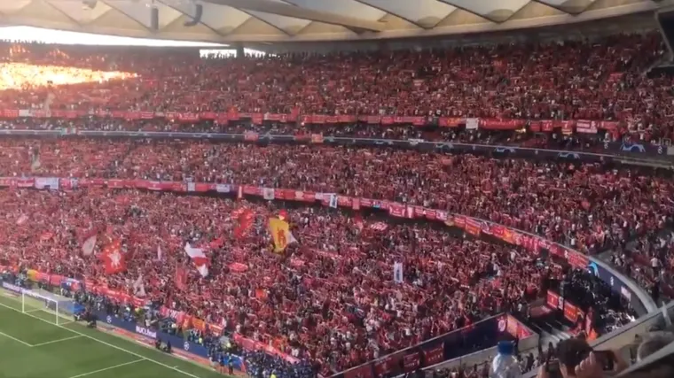 Navijači Liverpoola zapjevali You'll Never Walk Alone, ovo se jednostavno mora pogledati