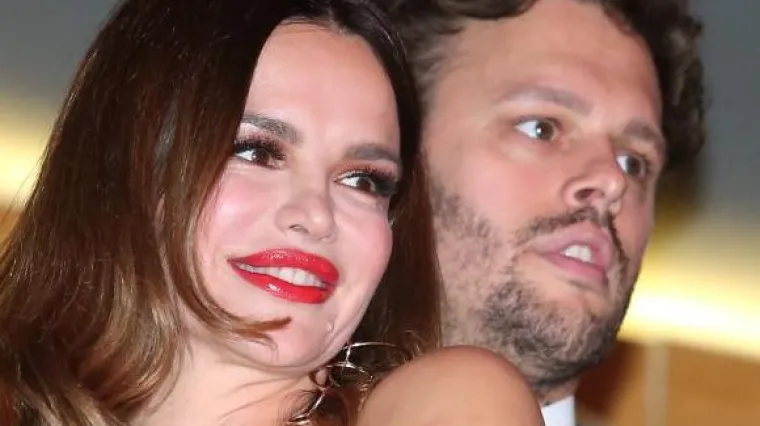 Misterij svijeće ispred kuće biv&scaron;eg Sevinog supruga se nastavlja