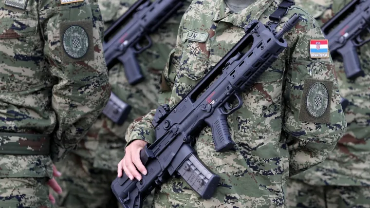 Krstičević donio odluku: Od 1. lipnja vojnici će dobivati veće naknade za rad na terenu i rad vikendom