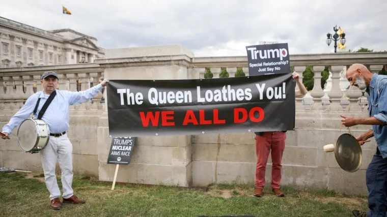 Unatoč prosvjedima, Trump kaže da ga Britanci 'nisu mogli toplije primiti'