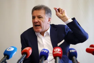 Mamić je od danas i službeno bjegunac, sve policije svijeta sad znaju za njega