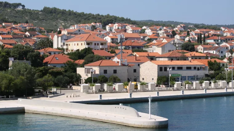 'Njih 20 iskočilo je odasvud, krenuli su na nas urlajući - tko je od vas Srbin, ubij Srbina'