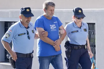 Vozač je zvao šefa i tražio zamjenskog vozača. On je prekršio obećanje