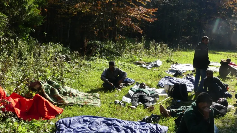 U Crnoj Gori uhićena skupina krijumčara migranata