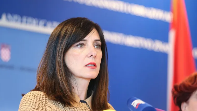 HNS želi prosvjetarima dići plaće za 600 kuna, iz HDZ-a poručuju: 'A &scaron;to ćemo s policajacima, liječnicima?'