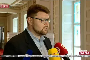 Podjela na Ustavnom sudu: Hoće li prihvatiti ili odbaciti Karamarkovu tužbu o slučaju 'savjetnica'?