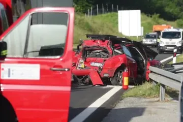 Teška prometna nesreća na autocesti kod Bosiljeva