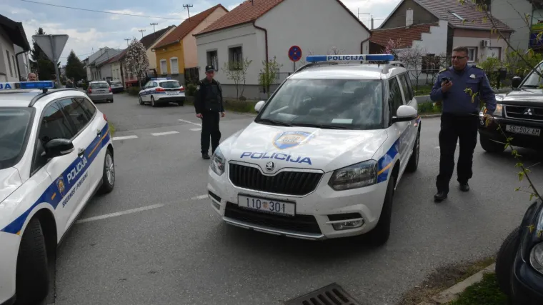Vatrogasce zatekao strašan prizor, pronašli mrtvo tijelo u spaljenom sijenu