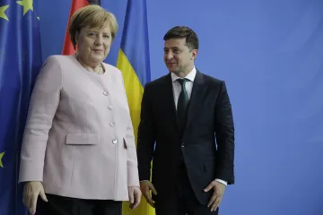 Merkel cijela drhtala! Jedva stajala na nogama dok je čekala ukrajinskog predsjednika
