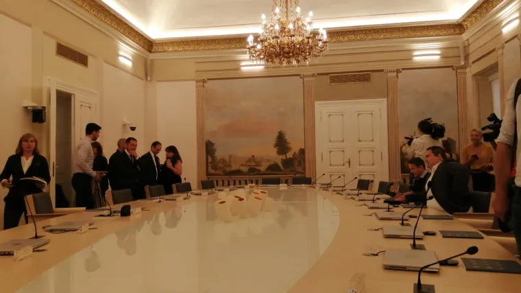 Drevnim freskama vraćen sjaj iz 19. stoljeća: Pogledajte prve fotografije obnovljene dvorane Ban Jelačić