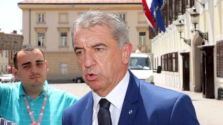 Opet zakazana sjednica Ličko-senjske županije! Novi prijedlog proračuna bit će još veći!