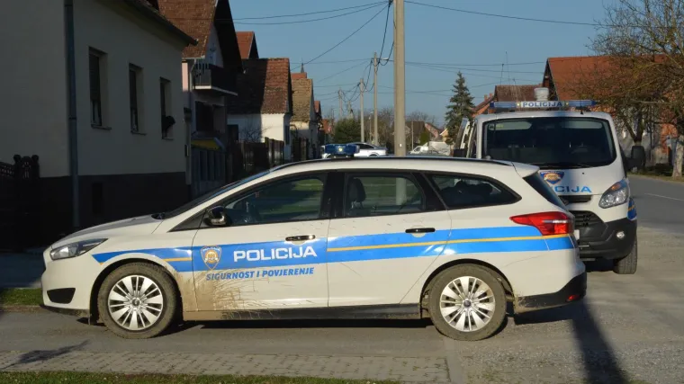 'Policijski automobil mi je došao pred kuću'