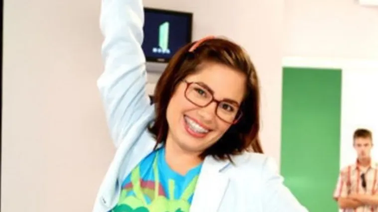 Nećete vjerovati kako danas izgleda neugledna Nina iz humoristične serije 'Ne daj se, Nina!'