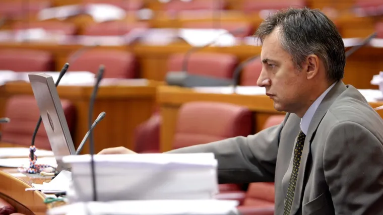 Ne&scaron;to ga je silno uvrijedilo, ego je patio