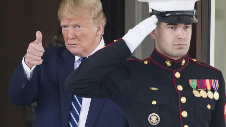 Trump prije zore naredio vojne udare na Iran pa ih otkazao kad su avioni već bili u zraku!