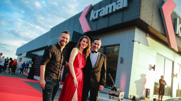 Svečano otvoren prvi zagrebački Auto salon Kramar