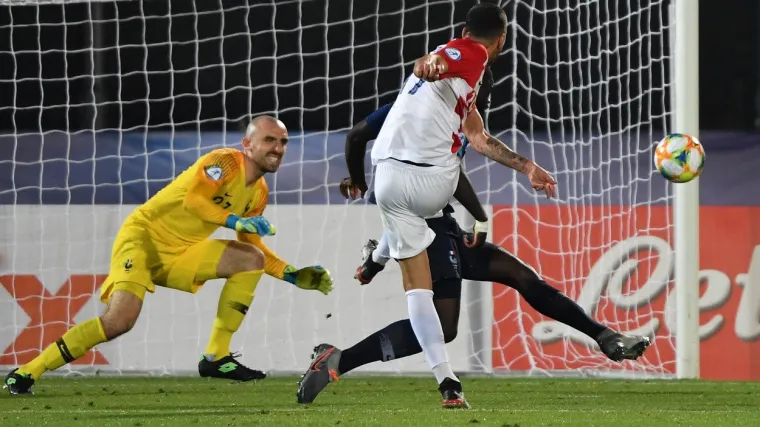 Benkoviću je za sličnu situaciju sudilo penal, ali...