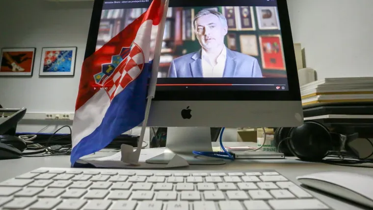 Pitamo vas: Može li &Scaron;koro pobijediti Grabar-Kitarović i Milanovića i postati predsjednik?