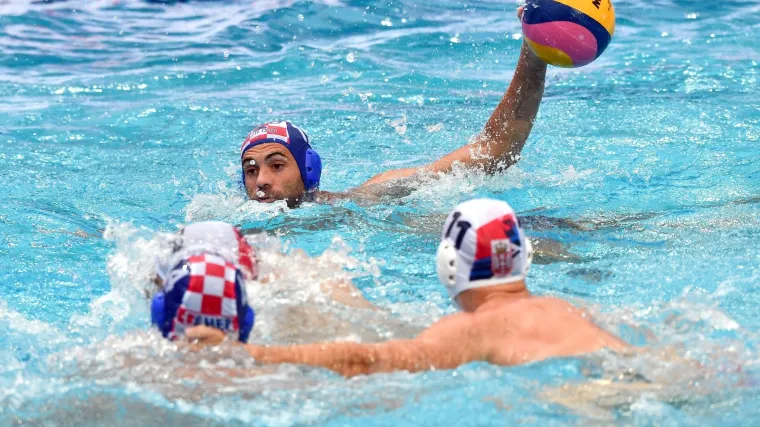 Delfini anulirali sjajan start Barakuda, pljesak za hrvatsku himnu