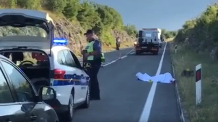 Poginuo pješak na kojeg je naletio kamion vučne službe