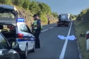 Poginuo pješak na kojeg je naletio kamion vučne službe