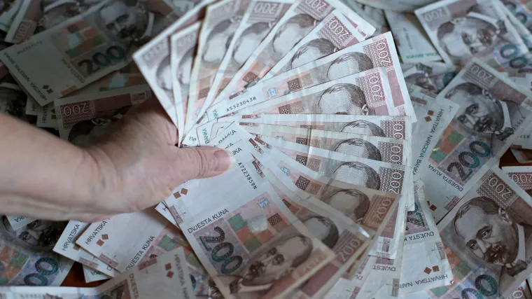 Načelnik &Scaron;kabrnje i njegova zamjenica optuženi da su o&scaron;tetili općinu za vi&scaron;e do 875 tisuća kuna