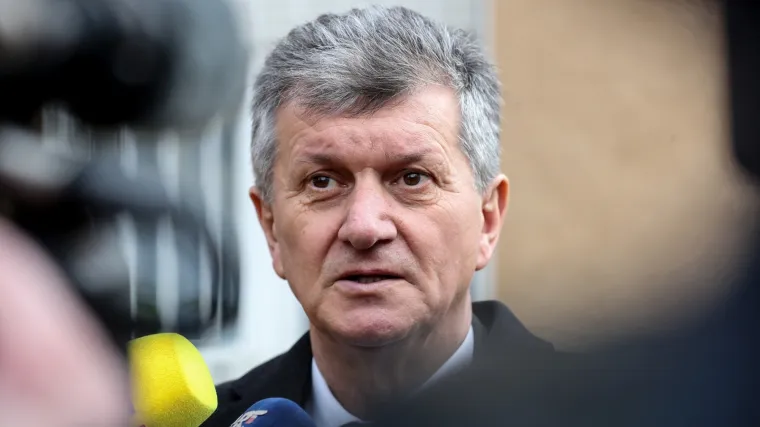 'Na Rabu vi&scaron;e nema opasnosti, nema rizika od eksplozija i požara'