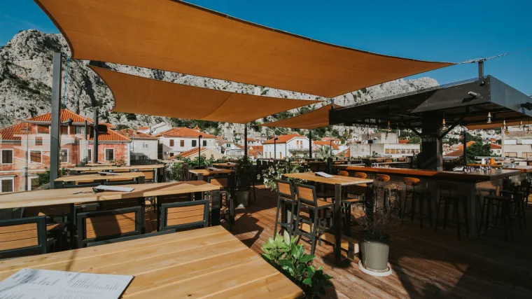 Eol Rooftop Bar - omiljeno mjesto ljubitelja vrhunskih koktela i glazbenih senzacija