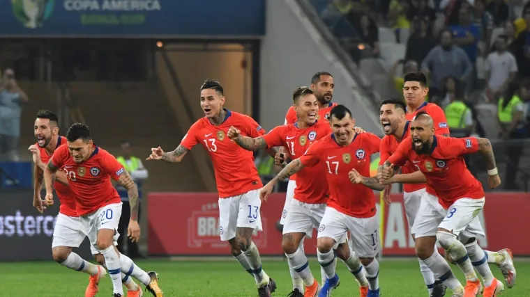 Čile u polufinalu, Sanchez ispao junak