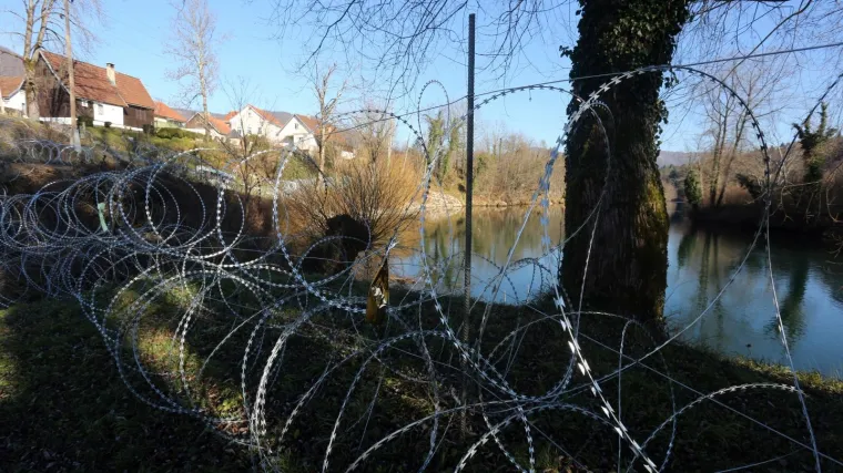 Slovenija burno reagirala na talijanske planove o postavljanju tehničkih prepreka na granicu